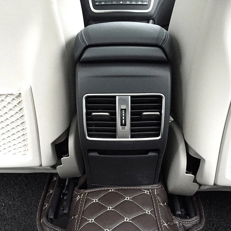 For Mercedes Benz A/B/GLA/CLA Class C117 W117 W176 AMG Car-Styling ABS Chrome Rear Air Conditioning Vent Trim Accessories
For Mercedes Benz A/B/GLA/CLA Class C117 W117 W176 AMG Car-Styling ABS Chrome Rear Air Conditioning Vent Trim Accessories