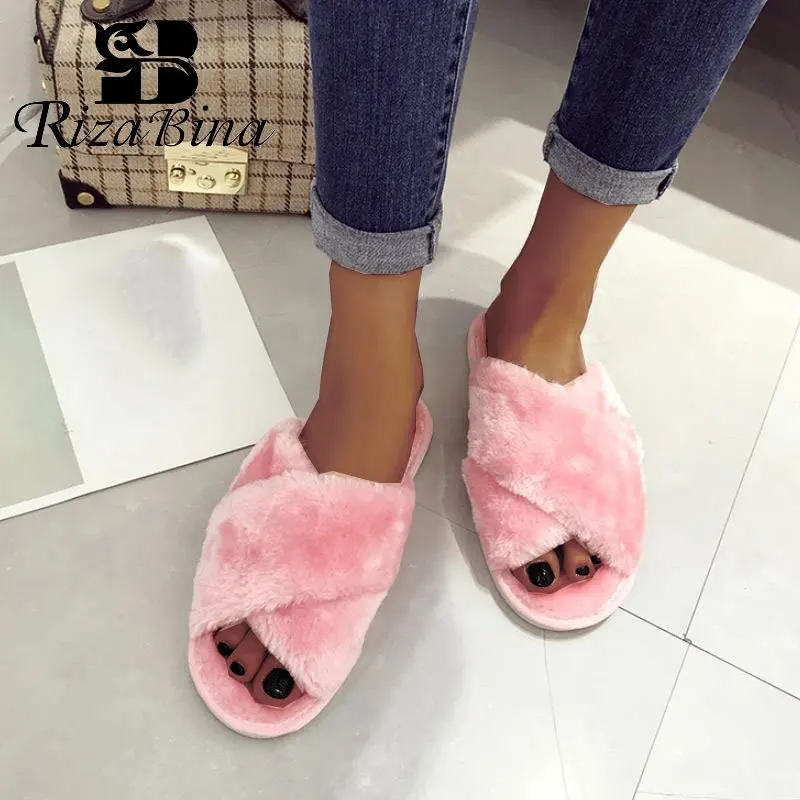 RizaBina 4 Colors Home Sandals Women Fur Soft Winter Shoes Women Beach Vacation Casual Sandals Mujer Daily Footwear Size 36-41
RizaBina 4 Colors Home Sandals Women Fur Soft Winter Shoes Women Beach Vacation Casual Sandals Mujer Daily Footwear Size 36-41