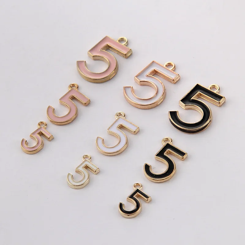 100pcs 3 size Alloy Metal Gold Tone Enamel Oil Drop Fashion Number 5 Charms for DIY Jewelry Bracelet Necklace Making
100pcs 3 size Alloy Metal Gold Tone Enamel Oil Drop Fashion Number 5 Charms for DIY Jewelry Bracelet Necklace Making