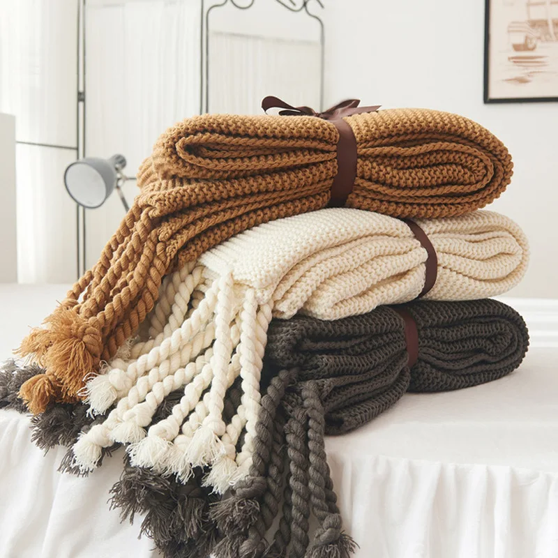 Soft Thick Line Giant Yarn Knitted Blanket Skin-friendly Comfort with Tassel Air Conditioning Blanket Sofa Bed Home Textile
Soft Thick Line Giant Yarn Knitted Blanket Skin-friendly Comfort with Tassel Air Conditioning Blanket Sofa Bed Home Textile