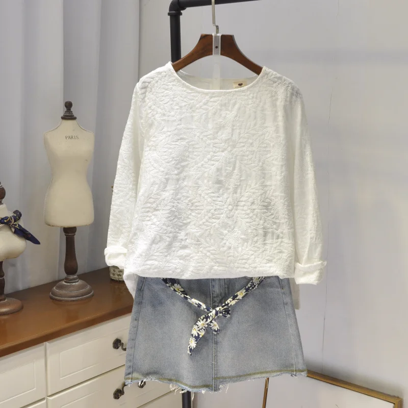 Women Casual Solid Embroidery Shirts Girls Harajuku Rear Buckle O Neck Blouses Shirt Femme Lightsoft Near Skin Simple Blusas
Women Casual Solid Embroidery Shirts Girls Harajuku Rear Buckle O Neck Blouses Shirt Femme Lightsoft Near Skin Simple Blusas