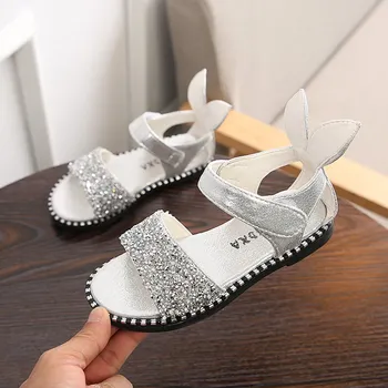 girls sandals Beach shoes summer New Breathable kids Princess shoes For girls sandals Shining fashion Non-slip kids shoes
girls sandals Beach shoes summer New Breathable kids Princess shoes For girls sandals Shining fashion Non-slip kids shoes