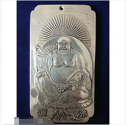 Chinese Tibet Silver Maitreya Buddha happy buddha Bullion Thanka Amulet Thangka Exquisite Small Pendant Statues 
Chinese Tibet Silver Maitreya Buddha happy buddha Bullion Thanka Amulet Thangka Exquisite Small Pendant Statues