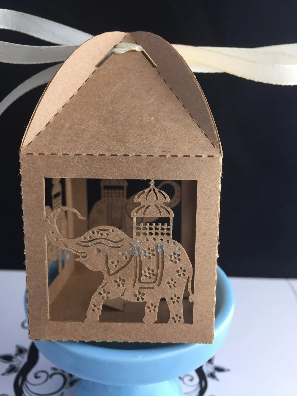 Kraft Paper Brown Elephant 300pcs Laser Cut Personalized Wedding Favor Gift Boxes,Romantic Wedding Candy Packaging with ribbon
Kraft Paper Brown Elephant 300pcs Laser Cut Personalized Wedding Favor Gift Boxes,Romantic Wedding Candy Packaging with ribbon