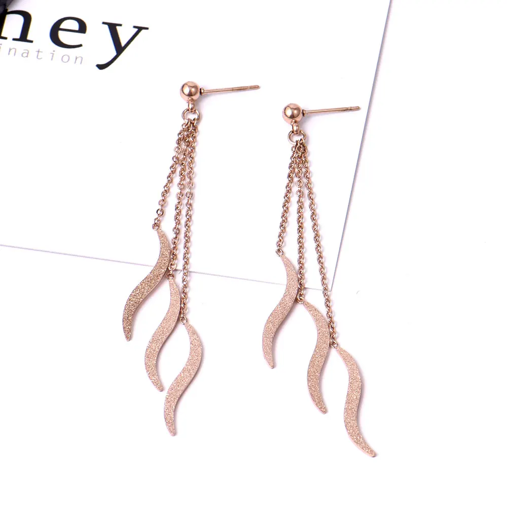 3 Metal Tassel Gold Leaf Design Korea Fashion Simple Women Earrings Jewelry Elegant Fit OL Suit Simple Advanced Earrings Jewelry
3 Metal Tassel Gold Leaf Design Korea Fashion Simple Women Earrings Jewelry Elegant Fit OL Suit Simple Advanced Earrings Jewelry
