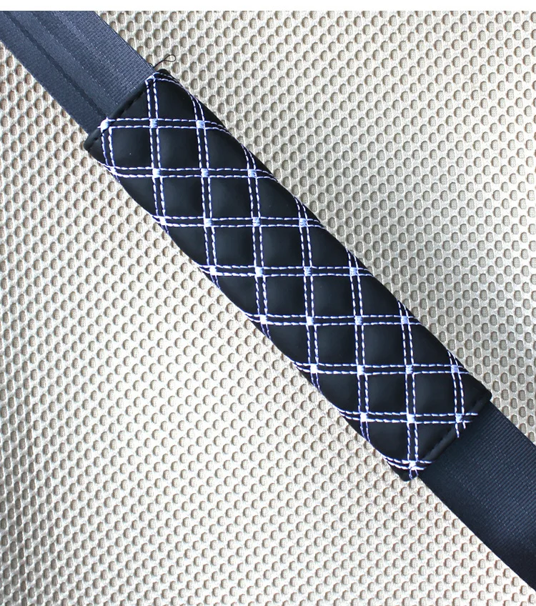 PU Leather Car Seat Belt Pad Red White Thread 21x6.5cm Seatbelt Pad Car Safety Belt Shoulder Protector Car-styling
PU Leather Car Seat Belt Pad Red White Thread 21x6.5cm Seatbelt Pad Car Safety Belt Shoulder Protector Car-styling