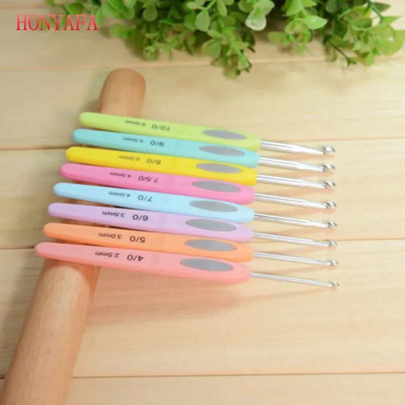 8 Sizes Soft Handle Multicolor Crochet Knitting Wool Crochet Hooks Tool Kit Sweater Knitted Needles Tools for Knit 2.5mm-6.0mm
8 Sizes Soft Handle Multicolor Crochet Knitting Wool Crochet Hooks Tool Kit Sweater Knitted Needles Tools for Knit 2.5mm-6.0mm