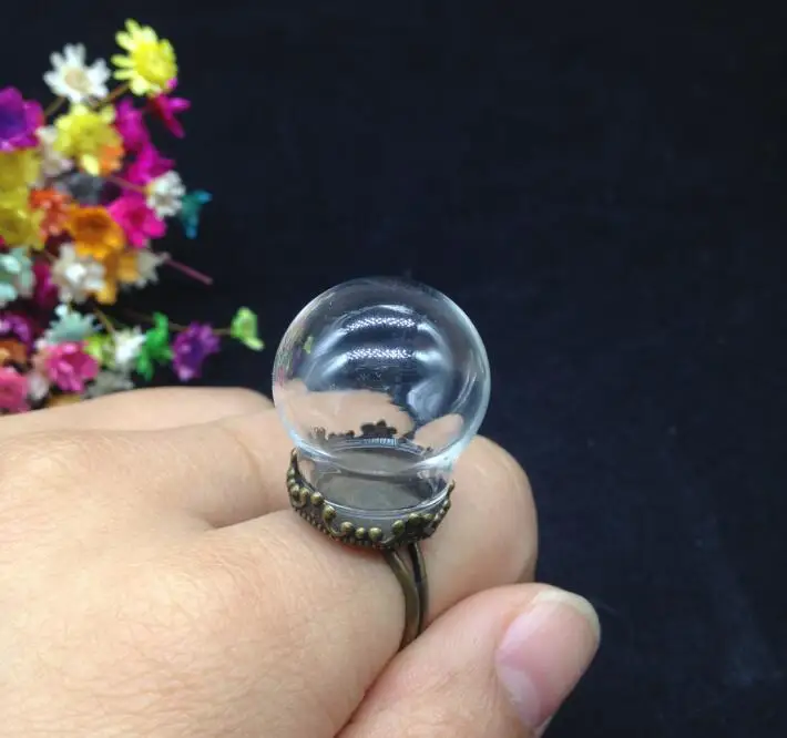 20pcs 20*15mm handmade clear glass globe ring bronze plated adjusted flower fashion ring glass vial cover dome party ring gifts
20pcs 20*15mm handmade clear glass globe ring bronze plated adjusted flower fashion ring glass vial cover dome party ring gifts