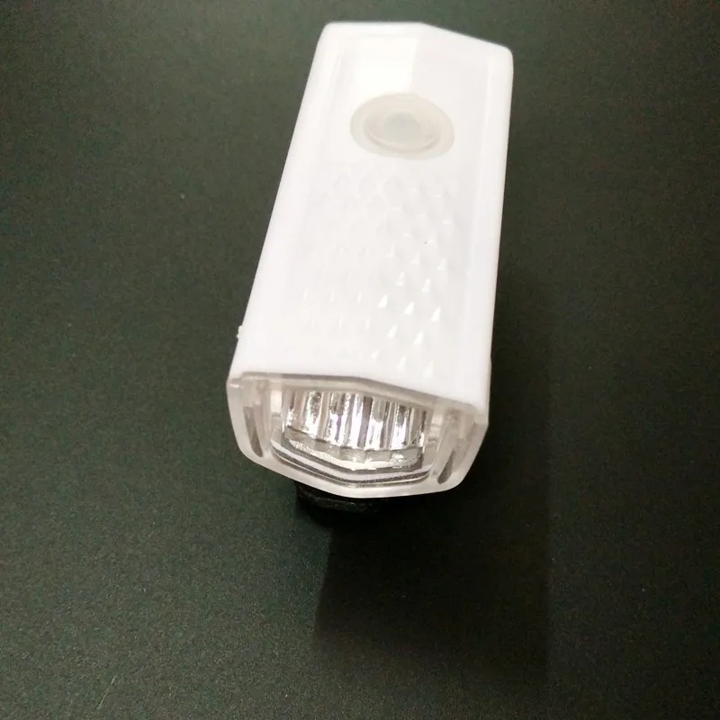 MTB-Front-Light-300LM-USB-Rechargeable-High-Power-Head-Flashlight-for-Bicycle-Waterproof-Warning-LED-Lamp-Cycling-Light-LT0007 (10)