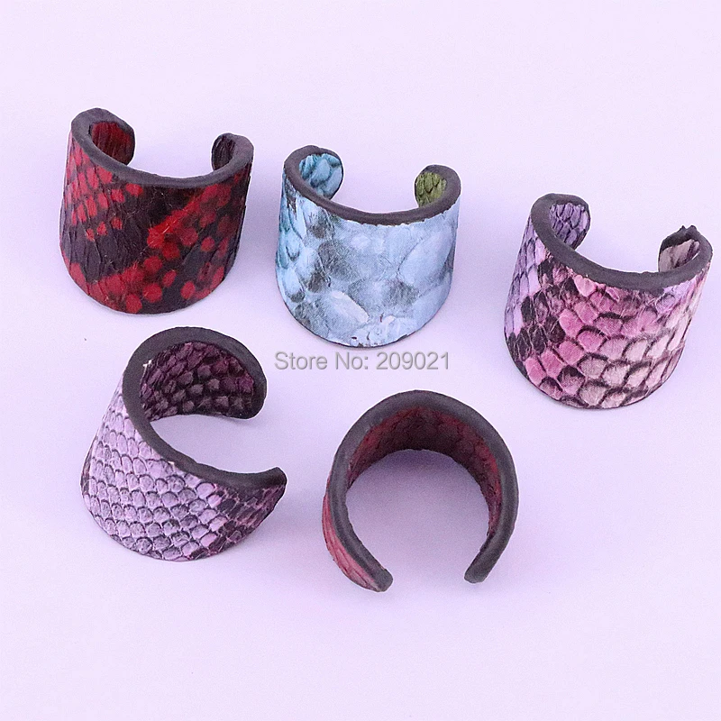 New Arrival 10Pcs Simple Design Fashion Mixed color snake Leather Adjustable Open Rings
New Arrival 10Pcs Simple Design Fashion Mixed color snake Leather Adjustable Open Rings