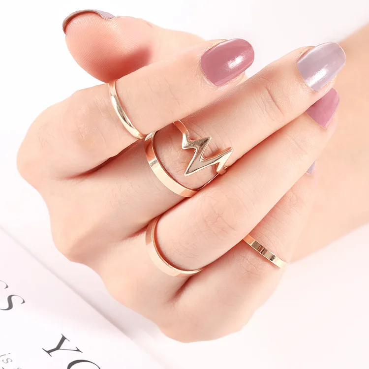 2019 new fashion gold silver color popular women's ring 5 piece set ring wholesale Women Wedding Rings
2019 new fashion gold silver color popular women's ring 5 piece set ring wholesale Women Wedding Rings