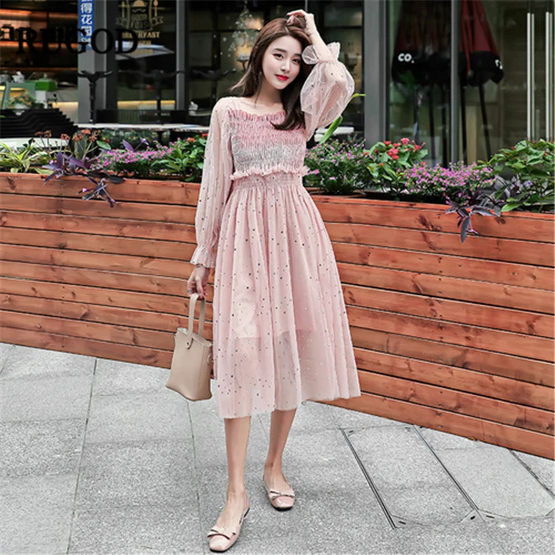 RUGOD Spring Office lady dress Fashion Ruffles mesh Elastic waist Perspective sequin dress women boho dresses woman party night
RUGOD Spring Office lady dress Fashion Ruffles mesh Elastic waist Perspective sequin dress women boho dresses woman party night