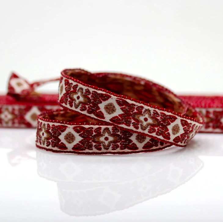 native embroidery jacquard webbing woven tape lace ribbon 1.3cm dress collar ethnic tribal boho DIY garment accessory decoration
native embroidery jacquard webbing woven tape lace ribbon 1.3cm dress collar ethnic tribal boho DIY garment accessory decoration