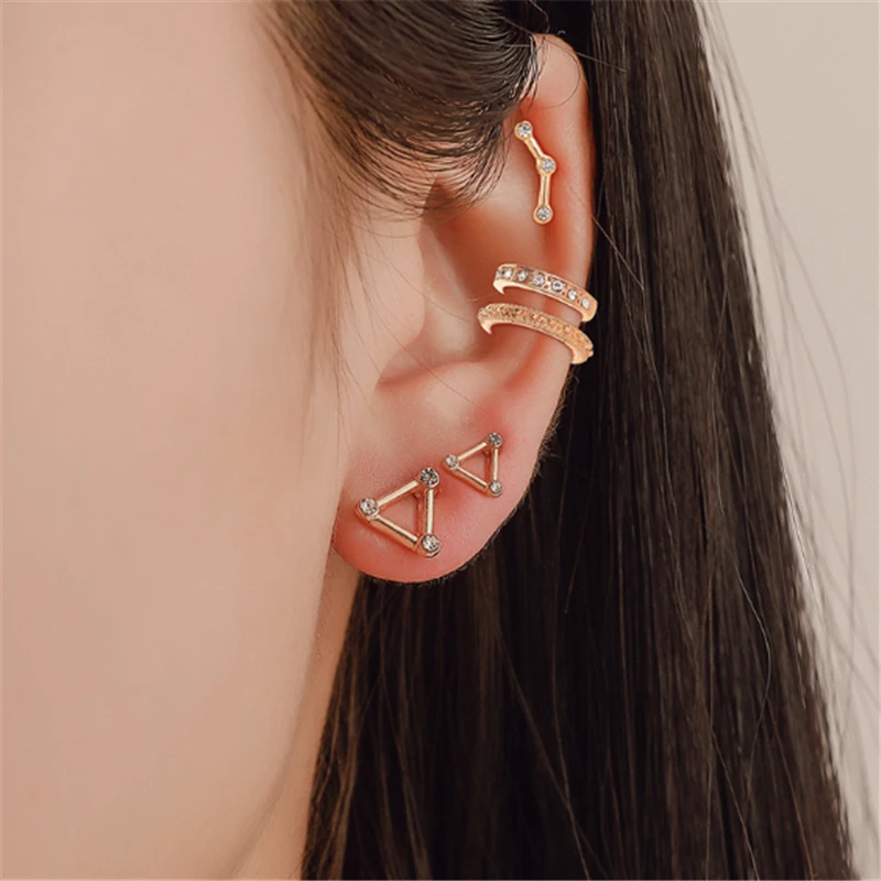 5pcs 2019 Earrings Set Clip Earrings for Women Trendy Crystal Gold Ear Cuff Punk Geometric Stud Earrings European Hot Design
5pcs 2019 Earrings Set Clip Earrings for Women Trendy Crystal Gold Ear Cuff Punk Geometric Stud Earrings European Hot Design