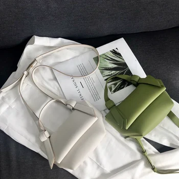 Kafunila famous brand woman bags 2019 genuine leather crossbody bags for woman shoulder bags and handbags clutch female bolsa
Kafunila famous brand woman bags 2019 genuine leather crossbody bags for woman shoulder bags and handbags clutch female bolsa