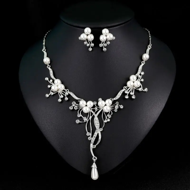1 Set New Necklace Earrings Ear Stud Imitation Pearl Floral Bride Bridal Jewelry for wedding party anniversary jewelry sets
1 Set New Necklace Earrings Ear Stud Imitation Pearl Floral Bride Bridal Jewelry for wedding party anniversary jewelry sets