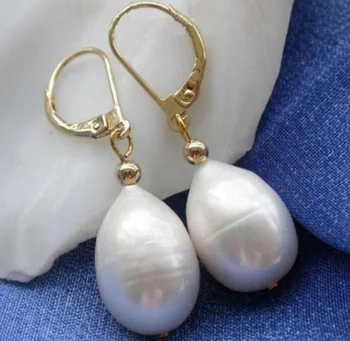 Free shipping Charming 10-14mm AAA Akoya white natural pearl earring 3 pair /lot
Free shipping Charming 10-14mm AAA Akoya white natural pearl earring 3 pair /lot