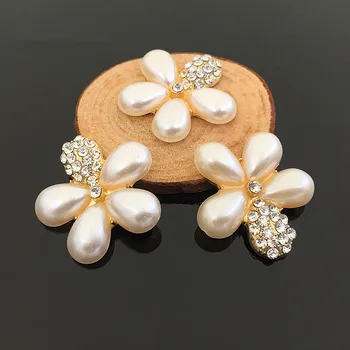 (BT299 32mm)20pcs clear flower rhinestone flatback buttons ivory pearl embellishment 
(BT299 32mm)20pcs clear flower rhinestone flatback buttons ivory pearl embellishment