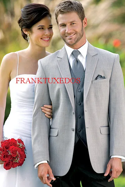 Light Grey Two Button Groom Tuxedos Notch lapel Terno masculino Best ManGroomsmenPromSuitsMenWeddingSuits(Jacket+Pants+Vest+Tie)
Light Grey Two Button Groom Tuxedos Notch lapel Terno masculino Best ManGroomsmenPromSuitsMenWeddingSuits(Jacket+Pants+Vest+Tie)