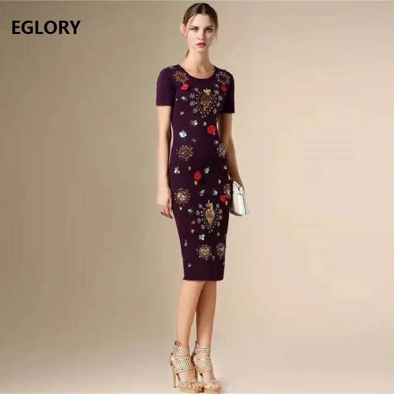 High Quality New 2019 Autumn Winter Knitted Dress Women O-Neck Hand Made Beading Embroidery Short Sleeve Bodycon Sweater Dress
High Quality New 2019 Autumn Winter Knitted Dress Women O-Neck Hand Made Beading Embroidery Short Sleeve Bodycon Sweater Dress