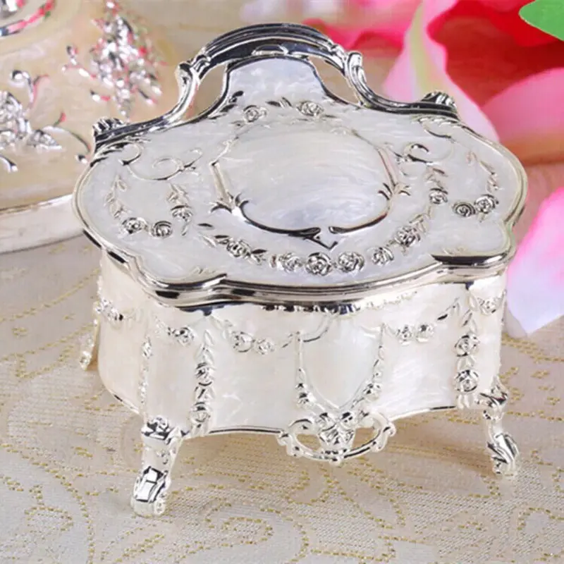EuropeStyle Wedding Ring Box Vintage Jewellery Case Fashion Jewelry Box White Enamel Zinc-alloy Metal Trinket Box Flower Carved
EuropeStyle Wedding Ring Box Vintage Jewellery Case Fashion Jewelry Box White Enamel Zinc-alloy Metal Trinket Box Flower Carved