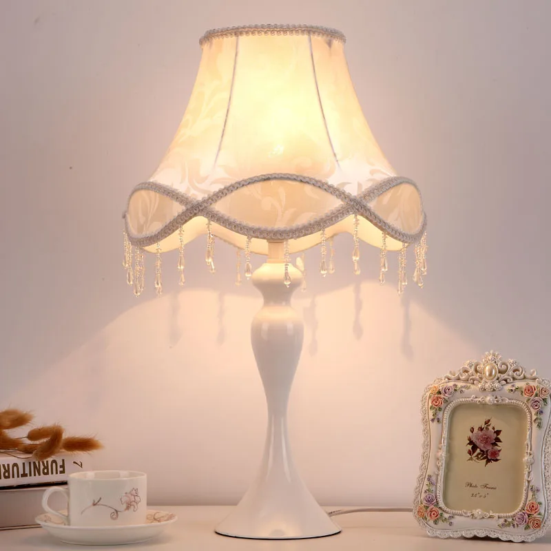 The bedroom lamp bedside pendant lamp creative minimalist modern warm light wedding room cozy European style desk lamp ZA ZL510
The bedroom lamp bedside pendant lamp creative minimalist modern warm light wedding room cozy European style desk lamp ZA ZL510