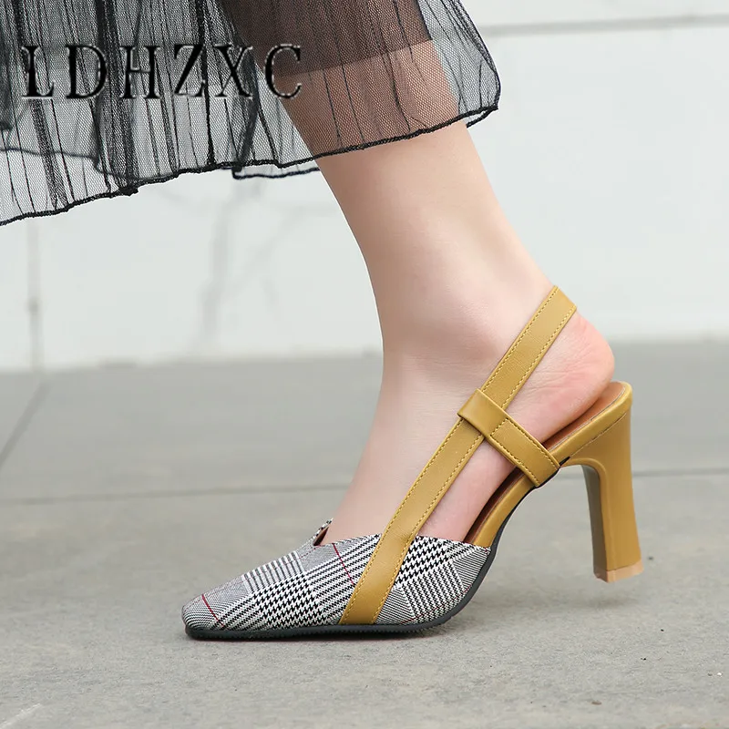 LDHZXC Women Sandals 2019 Hot Fashion Women Summer Sandal Ladies Pointed Toe High Heel Sandal Casual Shoes
LDHZXC Women Sandals 2019 Hot Fashion Women Summer Sandal Ladies Pointed Toe High Heel Sandal Casual Shoes