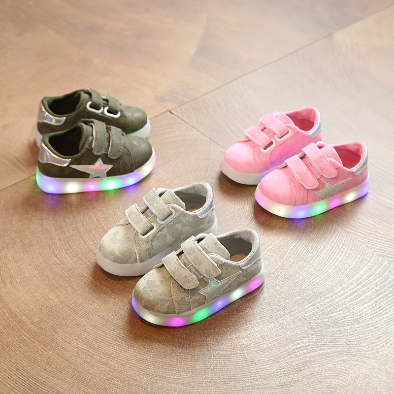 2019 Children Led Shoes with Light Printed Children Luminous Sneakers Baby Girls Sports Shoes for Boys zapatos de ninos
2019 Children Led Shoes with Light Printed Children Luminous Sneakers Baby Girls Sports Shoes for Boys zapatos de ninos