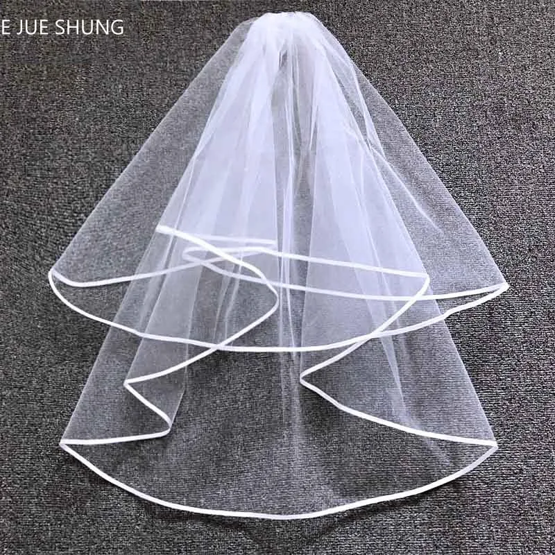 White Ivory Ribbon Edge Cheap Wedding Veils With Comb 2018 Simple Short Bridal Veil Wedding Accessories Free Shipping
White Ivory Ribbon Edge Cheap Wedding Veils With Comb 2018 Simple Short Bridal Veil Wedding Accessories Free Shipping