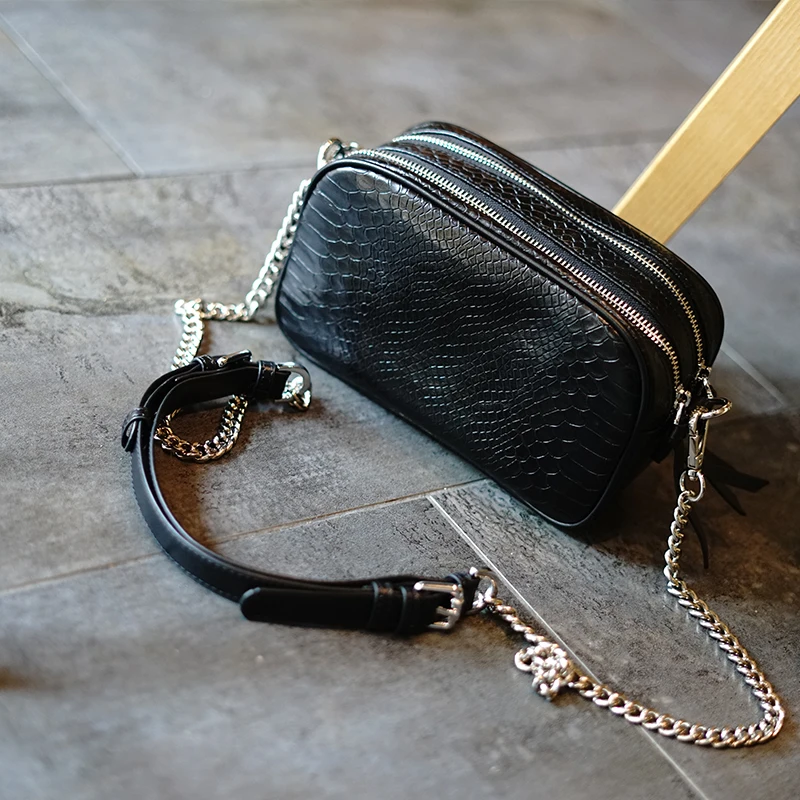 WOONAM Women Fashion Top Hide Genuine Calf Leather in Alligator Crocodile Pattern Zip Box Satchel Camera Bag WB816
WOONAM Women Fashion Top Hide Genuine Calf Leather in Alligator Crocodile Pattern Zip Box Satchel Camera Bag WB816
