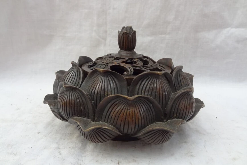 song voge gem S2960 Tibet Bronze Buddhism Style Lotus Petal Flower Statue Incense Burner Censer
song voge gem S2960 Tibet Bronze Buddhism Style Lotus Petal Flower Statue Incense Burner Censer