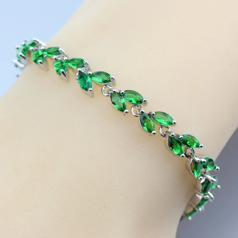 Dazzing 925 Silver Color Link Chain Bracelet Green Zircon Women Wedding Jewelry Free Shipping And Gift Box SL66
Dazzing 925 Silver Color Link Chain Bracelet Green Zircon Women Wedding Jewelry Free Shipping And Gift Box SL66