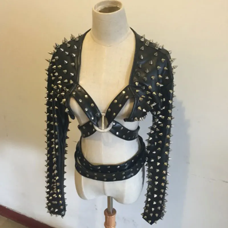 Black Jazz Hip Hop Performance Costume Bar Male Ds rivet Jacket Stage costume Nightclub Men Singer Performer Clothes
Black Jazz Hip Hop Performance Costume Bar Male Ds rivet Jacket Stage costume Nightclub Men Singer Performer Clothes