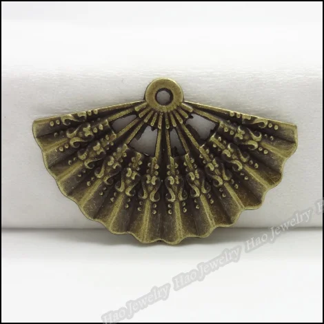 55pcs Vintage Charms Fan Pendant Antique bronze Fit Bracelets Necklace DIY Metal Jewelry Making
55pcs Vintage Charms Fan Pendant Antique bronze Fit Bracelets Necklace DIY Metal Jewelry Making