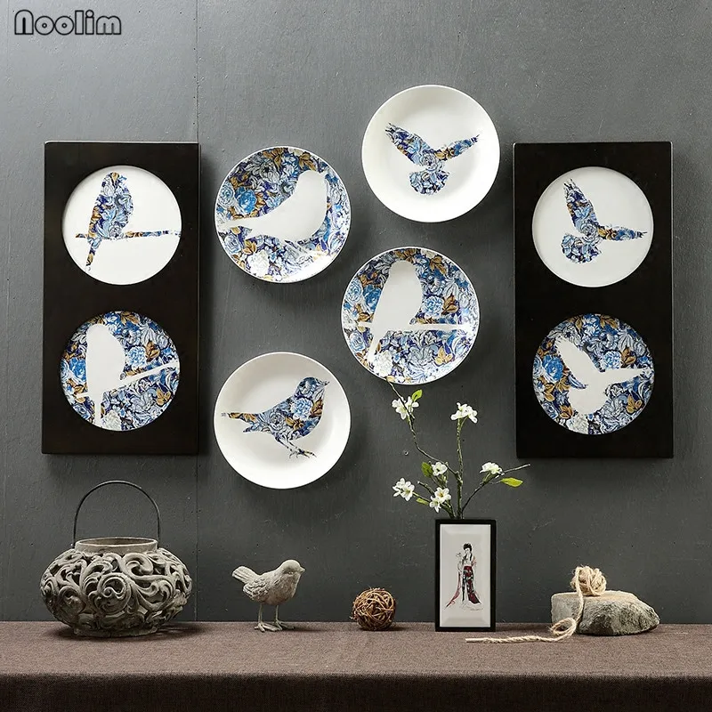 NOOLIM Chinese Flower and Bird Wall Hanging Porcelain Decorative Plate Living Room Office Bedroom Hanging Plate Wall Decoration
NOOLIM Chinese Flower and Bird Wall Hanging Porcelain Decorative Plate Living Room Office Bedroom Hanging Plate Wall Decoration