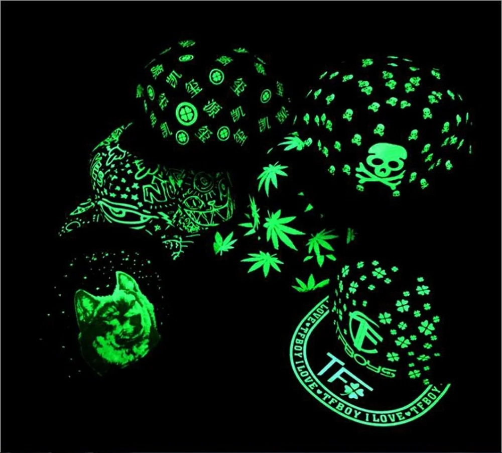 Luminous Baseball Cap New Summer Fashion Men Women Cap Glow Graffiti Back Flat Hat Baseball Hip-Pop Cap (Color: Black)
Luminous Baseball Cap New Summer Fashion Men Women Cap Glow Graffiti Back Flat Hat Baseball Hip-Pop Cap (Color: Black)