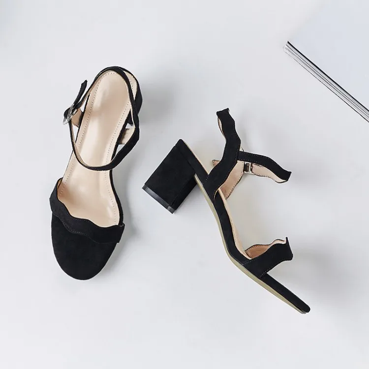 Big Size 9 10 11 12 high heels sandals women shoes woman summer ladies Wave buckle with open toe
Big Size 9 10 11 12 high heels sandals women shoes woman summer ladies Wave buckle with open toe