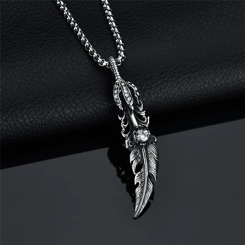 Feather Pendants Necklaces White Rhinestone Men Stainless Steel Necklace Hiphop/Rock Style Jewelry
Feather Pendants Necklaces White Rhinestone Men Stainless Steel Necklace Hiphop/Rock Style Jewelry