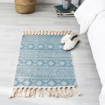 INS Kilim Handmade Carpet Geometric Bohemia Indian Rug Plaid Striped Modern Blue White design Nordic style Bohemia Mat tapetes
INS Kilim Handmade Carpet Geometric Bohemia Indian Rug Plaid Striped Modern Blue White design Nordic style Bohemia Mat tapetes