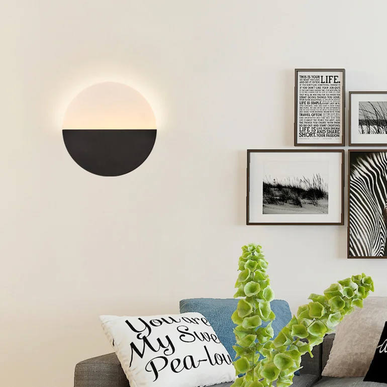Acrylic 4W LED Wall Sconce Light Fixture Circle Lamp Surface Mounted Living Room Aisle White/Black shell
Acrylic 4W LED Wall Sconce Light Fixture Circle Lamp Surface Mounted Living Room Aisle White/Black shell