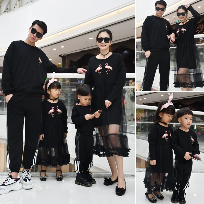 Chiffon Flamingo Mother Daughter Dress Family Matching Clothes Bird Animals Print Father Son Family Look Sweatshirts Clothes
Chiffon Flamingo Mother Daughter Dress Family Matching Clothes Bird Animals Print Father Son Family Look Sweatshirts Clothes
