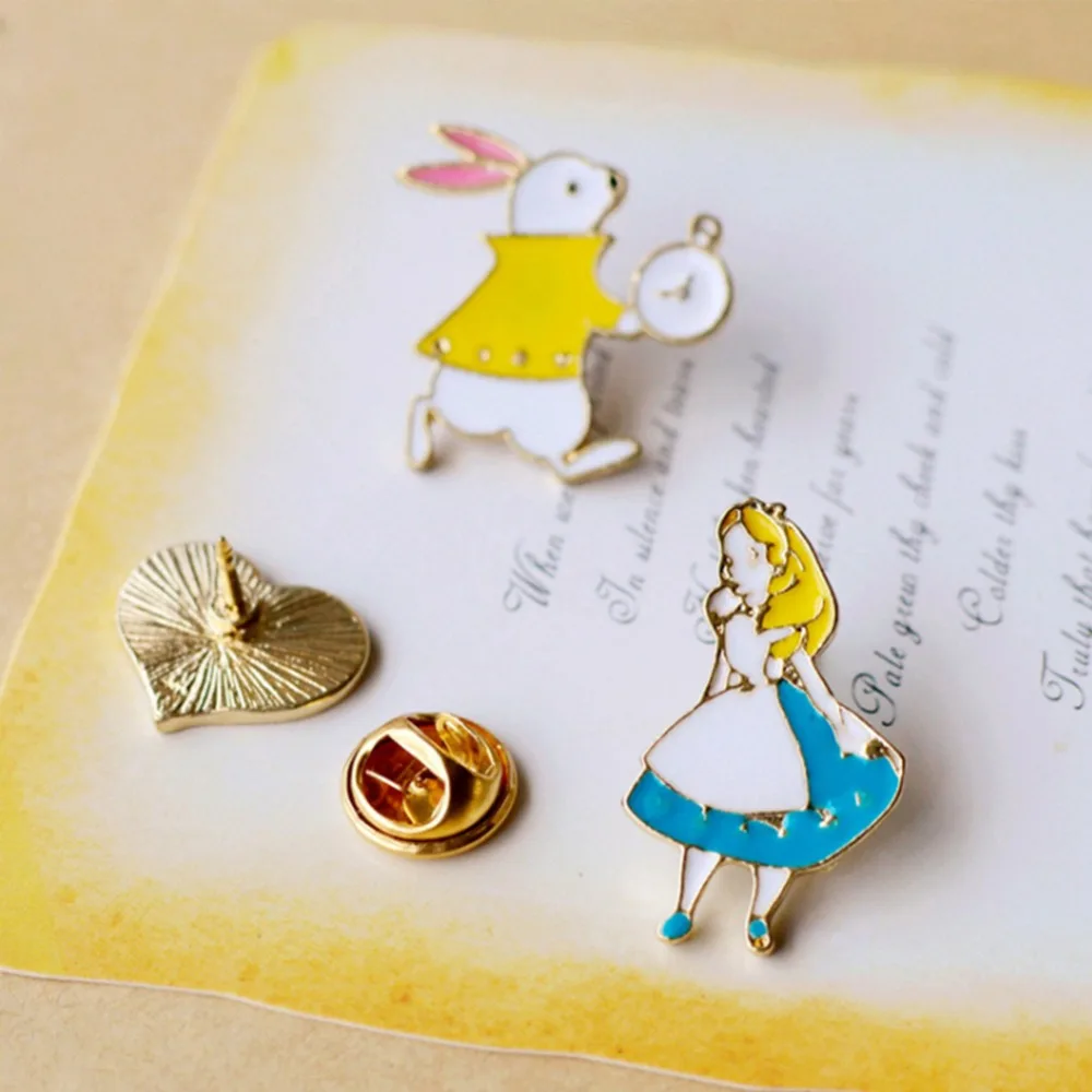 Cute enamel metal Pins K rabbit heart Badges watch dress blue girl Alice in Wonderland Pins Brooches for women backpack #273423
Cute enamel metal Pins K rabbit heart Badges watch dress blue girl Alice in Wonderland Pins Brooches for women backpack #273423