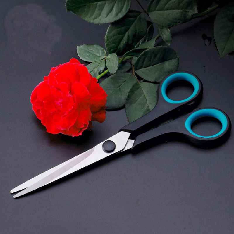 2015 Fashion Stainless steel Tailor Sewing Scissors Blade Dressmaking Shears Fabric Material paper Craft Sewing Cutting Scissor
2015 Fashion Stainless steel Tailor Sewing Scissors Blade Dressmaking Shears Fabric Material paper Craft Sewing Cutting Scissor