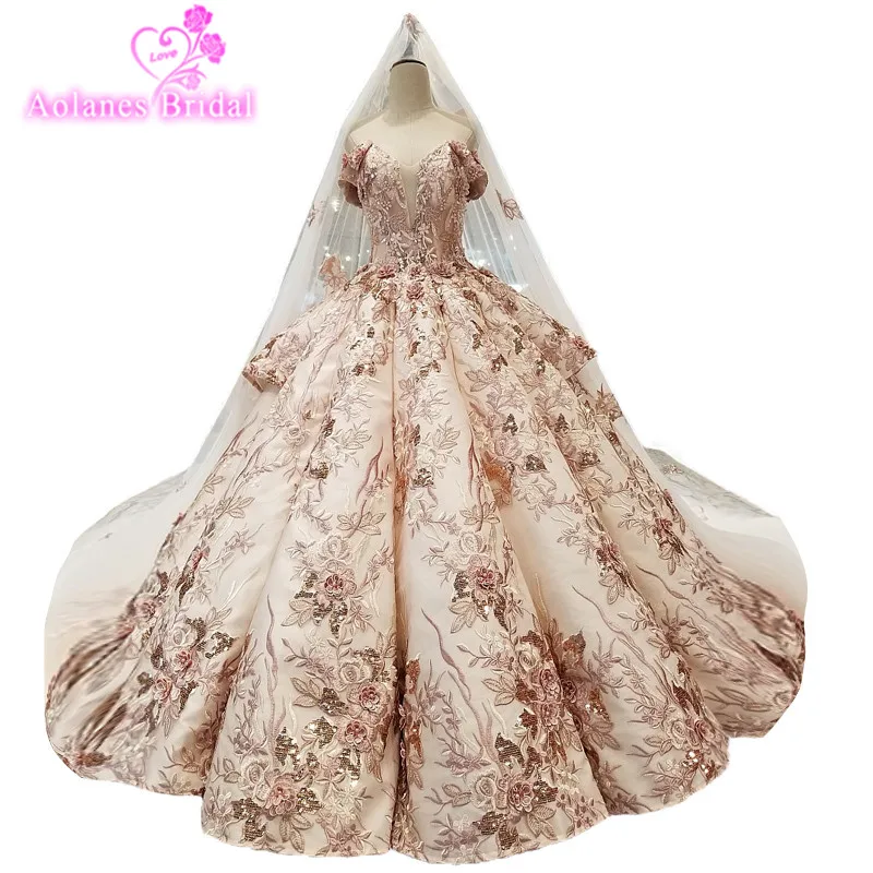 AOLANES 2018 Champagne Lace Sweetheart Wedding Dresses Sleeveless Cathedral Train Backless Waves Ball Gown Vestido De Noiva
AOLANES 2018 Champagne Lace Sweetheart Wedding Dresses Sleeveless Cathedral Train Backless Waves Ball Gown Vestido De Noiva