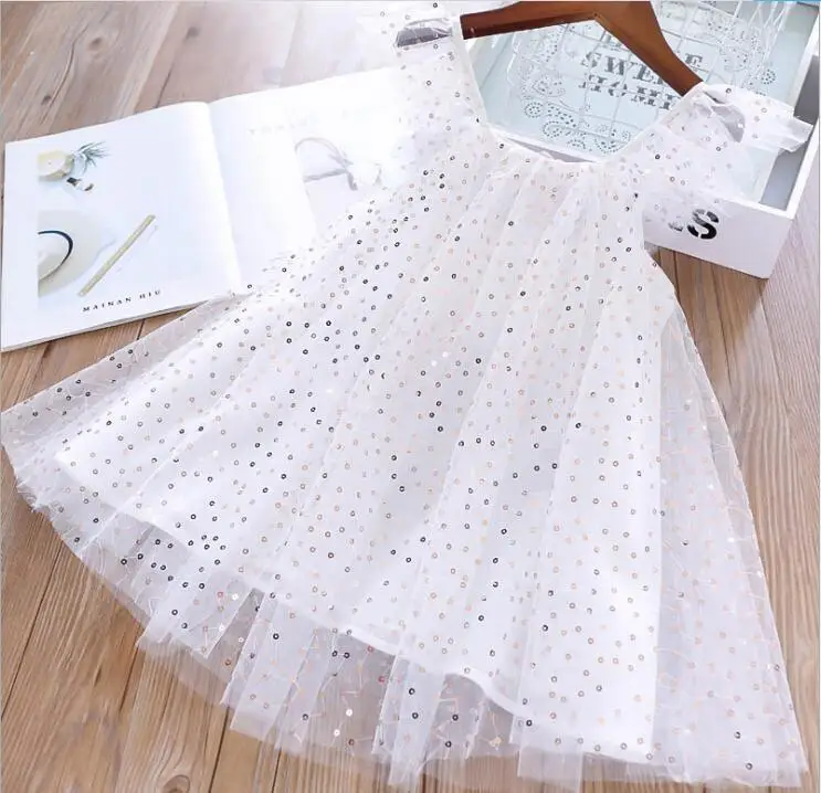 girls sequined tulle dress 2019 kids party dresses fashion girls holiday dresses sweet kids Boutique dress girl clothing
girls sequined tulle dress 2019 kids party dresses fashion girls holiday dresses sweet kids Boutique dress girl clothing