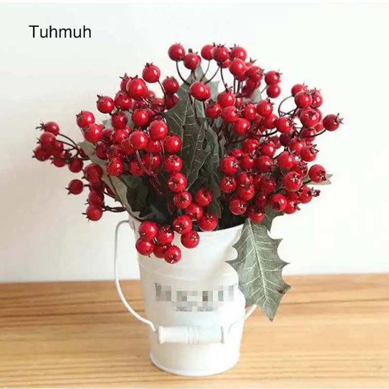 25cm Artificial Christmas Red Berry with Leaves Foam Fake Fruit Flower Branches Wedding Party Home Decoration Flowers
25cm Artificial Christmas Red Berry with Leaves Foam Fake Fruit Flower Branches Wedding Party Home Decoration Flowers