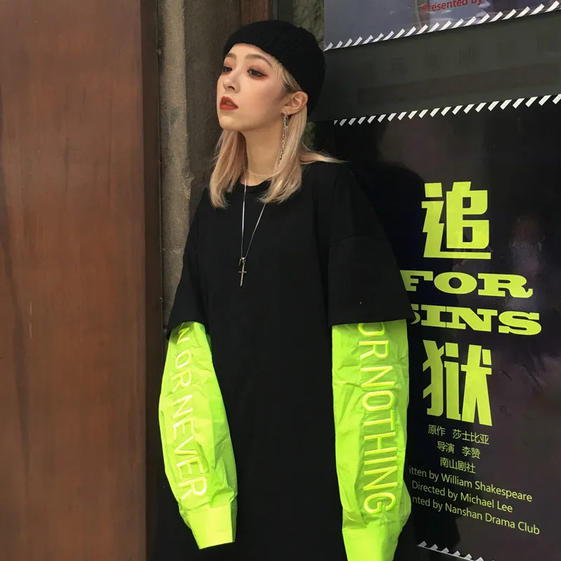Autumn Harajuku bf wind personality round neck fake two pieces embroidery long-sleeved T-shirt loose hip-hop sweater shirt women
Autumn Harajuku bf wind personality round neck fake two pieces embroidery long-sleeved T-shirt loose hip-hop sweater shirt women