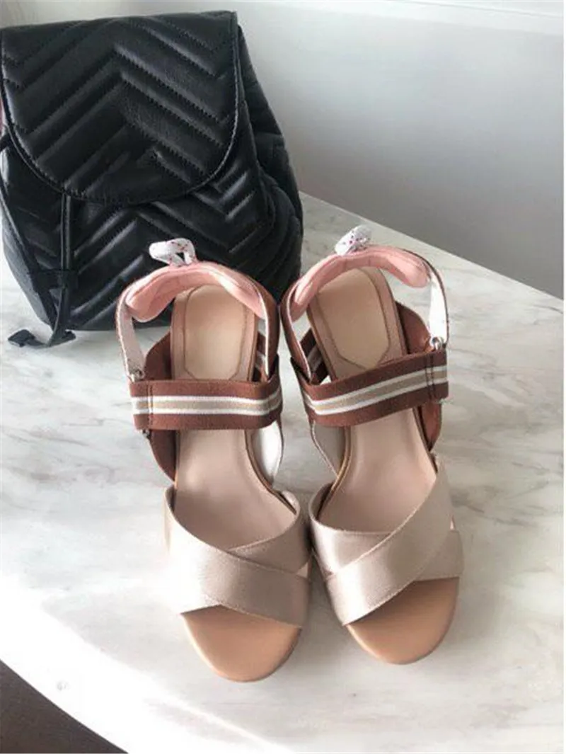 Stripe Elastic Ribbon Buckled Cross Toe Women Sandals Wine Glass High Heels Shoes Woman Slingbacks Pumps 2019 zapatos de mujer
Stripe Elastic Ribbon Buckled Cross Toe Women Sandals Wine Glass High Heels Shoes Woman Slingbacks Pumps 2019 zapatos de mujer