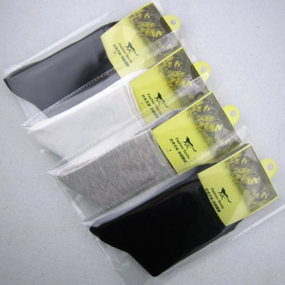 3 Pairs/lot Man socks cotton Polyester Black White Gray Pure Color Men's long Socks Summer Socks Male Breathable Wholesale price
3 Pairs/lot Man socks cotton Polyester Black White Gray Pure Color Men's long Socks Summer Socks Male Breathable Wholesale price