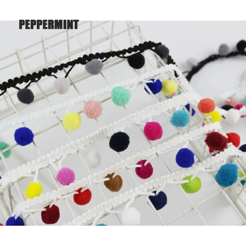 2yards/lot Lace Pompom Trim Ball 25mm Tassel Fringe Ribbon Sewing Accessories Pom Pom Decoration DIY Material Appa
2yards/lot Lace Pompom Trim Ball 25mm Tassel Fringe Ribbon Sewing Accessories Pom Pom Decoration DIY Material Appa